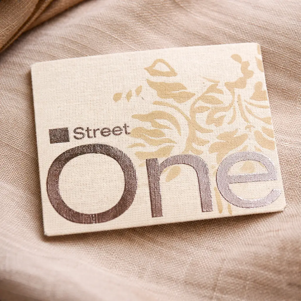 FL-3280 woven fabric label for garment branding